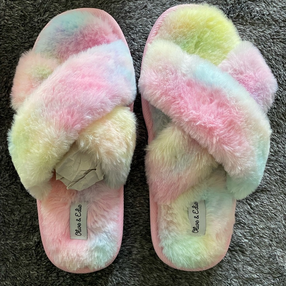 NWT multi tie dye slippers